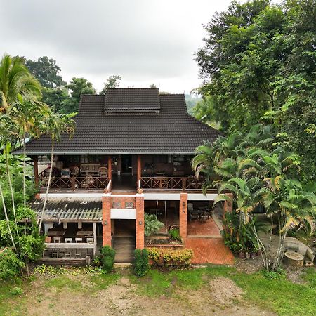Ashi Guesthouse Chiangdao Чіанґдау Екстер'єр фото
