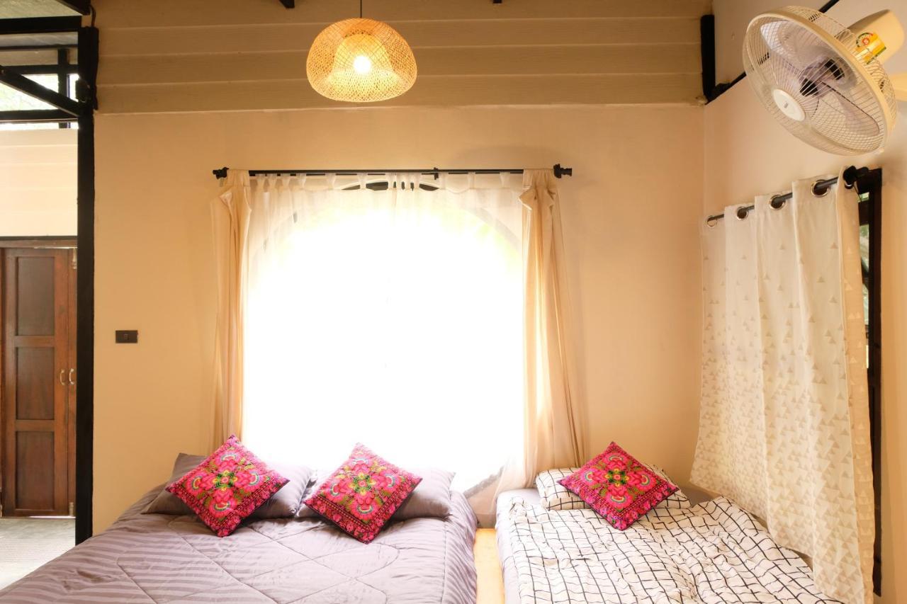 Ashi Guesthouse Chiangdao Чіанґдау Екстер'єр фото