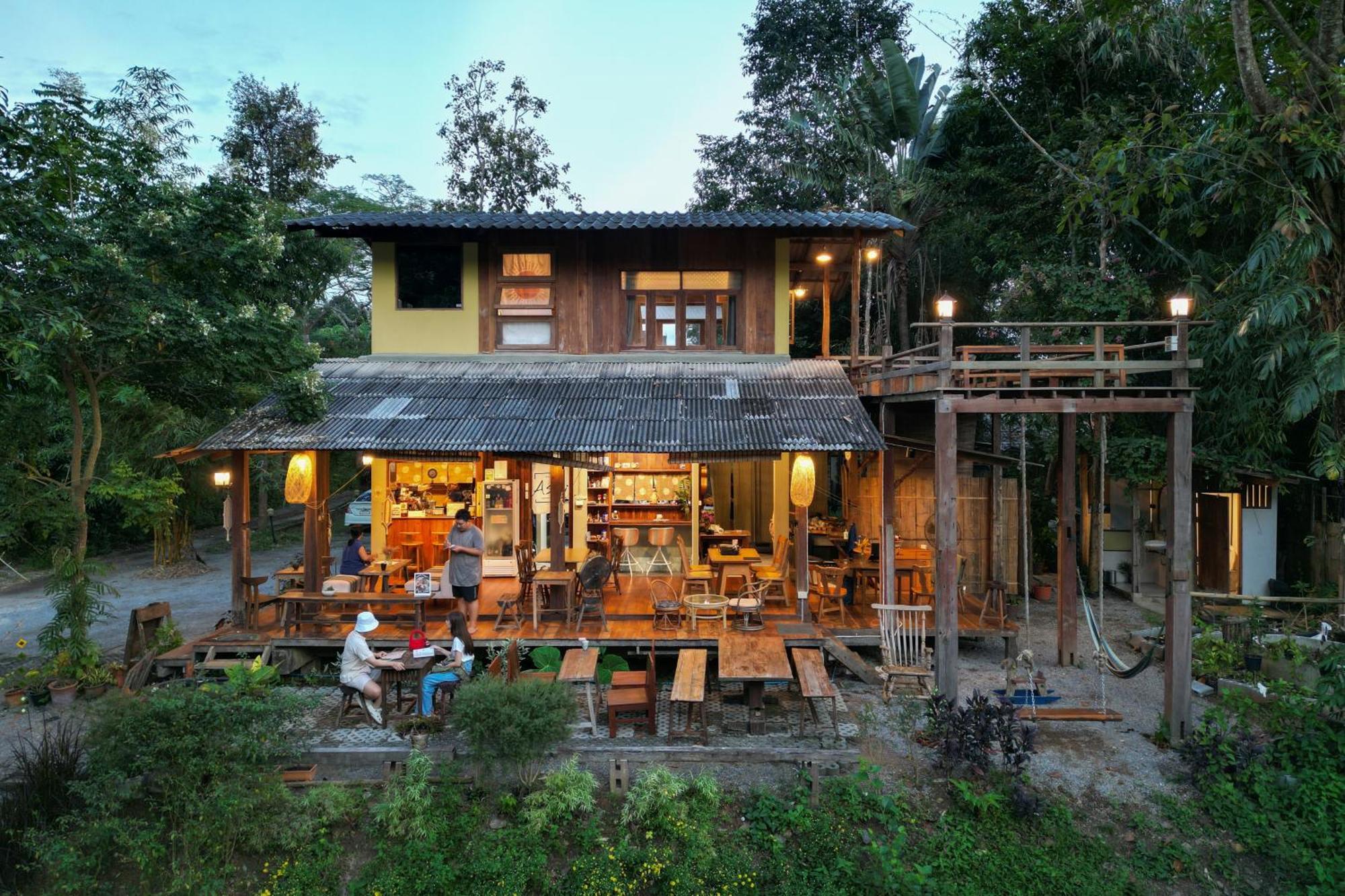 Ashi Guesthouse Chiangdao Чіанґдау Екстер'єр фото