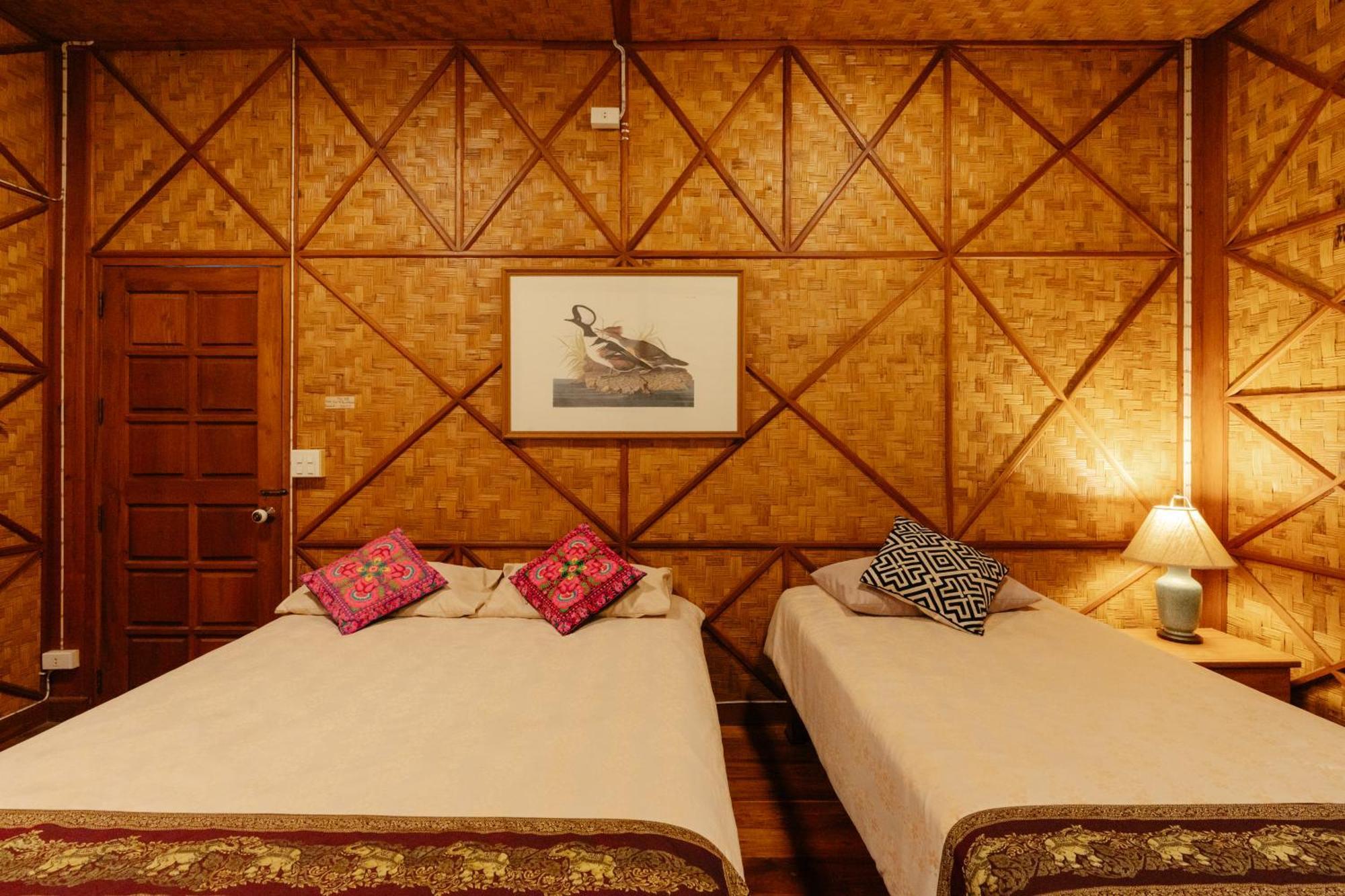 Ashi Guesthouse Chiangdao Чіанґдау Екстер'єр фото